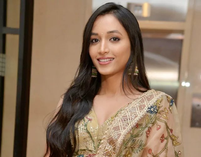 Srinidhi Shetty Gallery